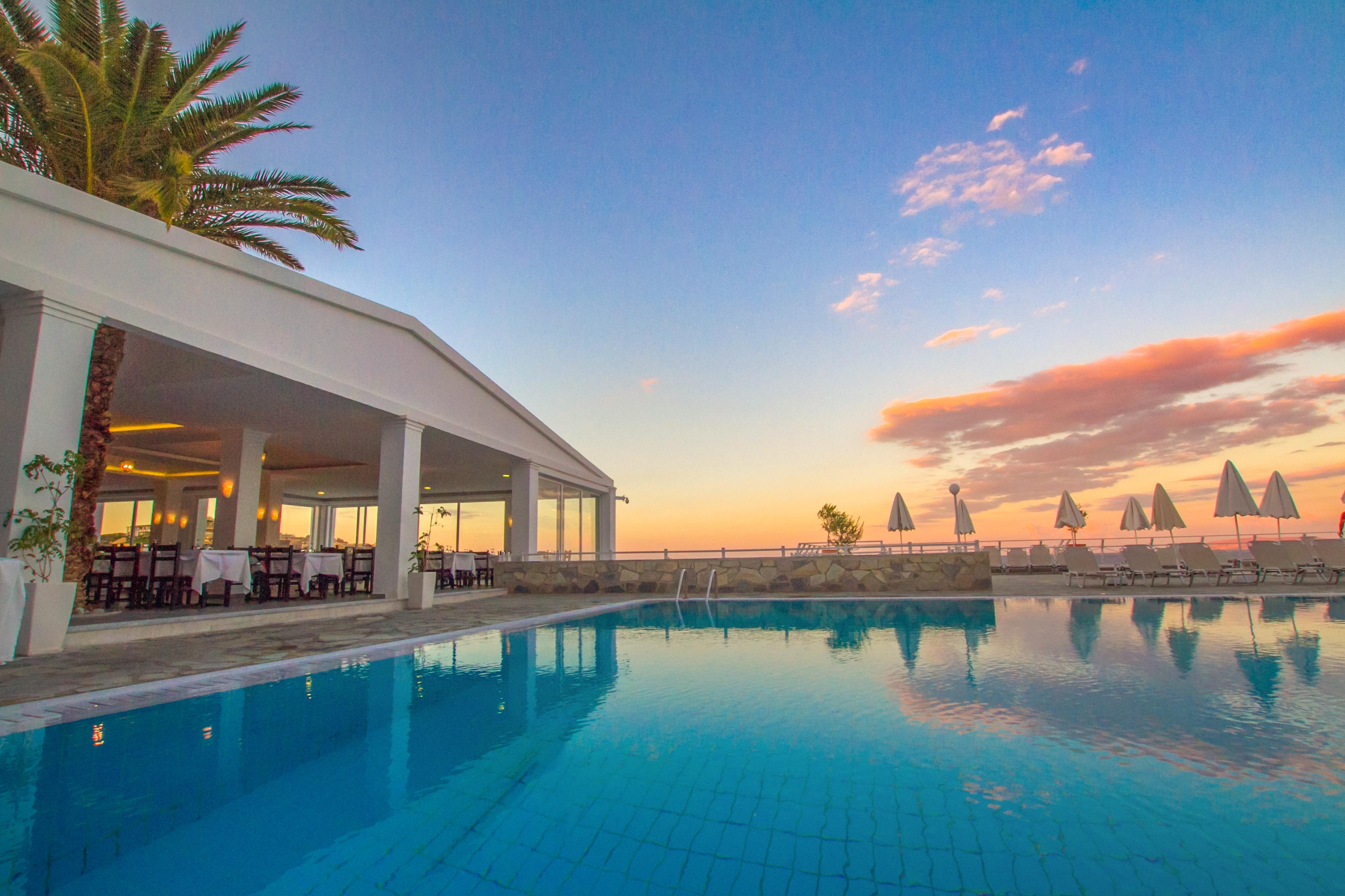 Peninsula Resort & Spa Agia Pelagia Exteriör bild