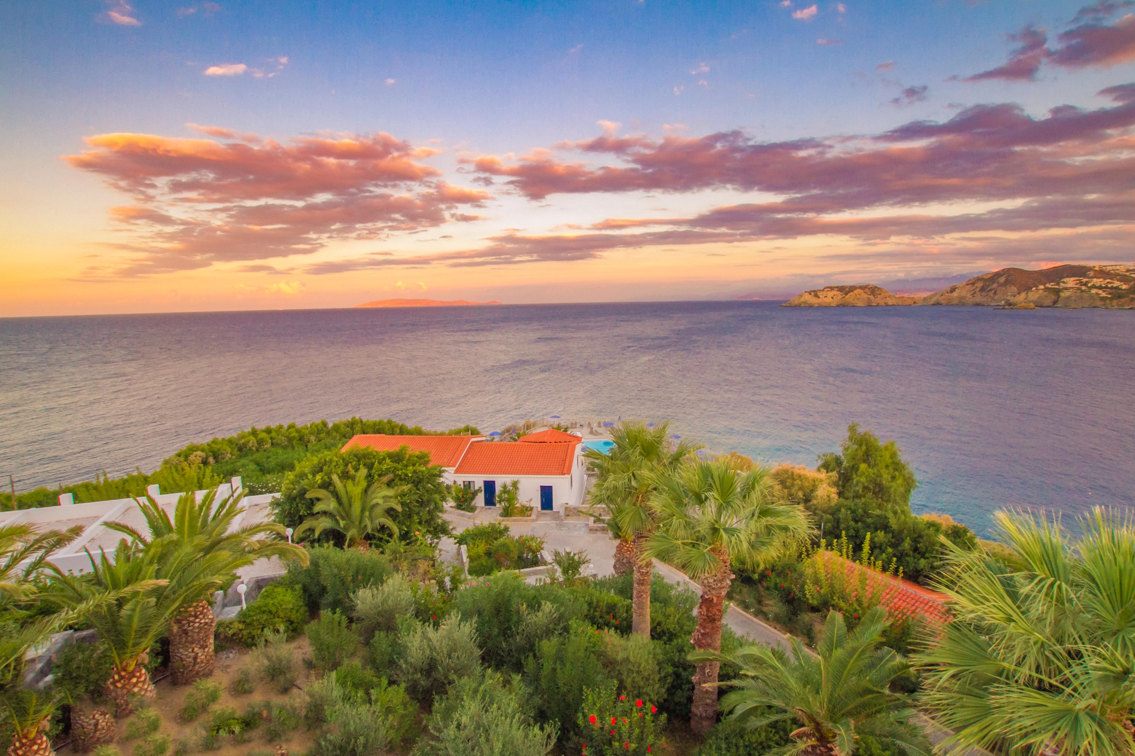 Peninsula Resort & Spa Agia Pelagia Exteriör bild