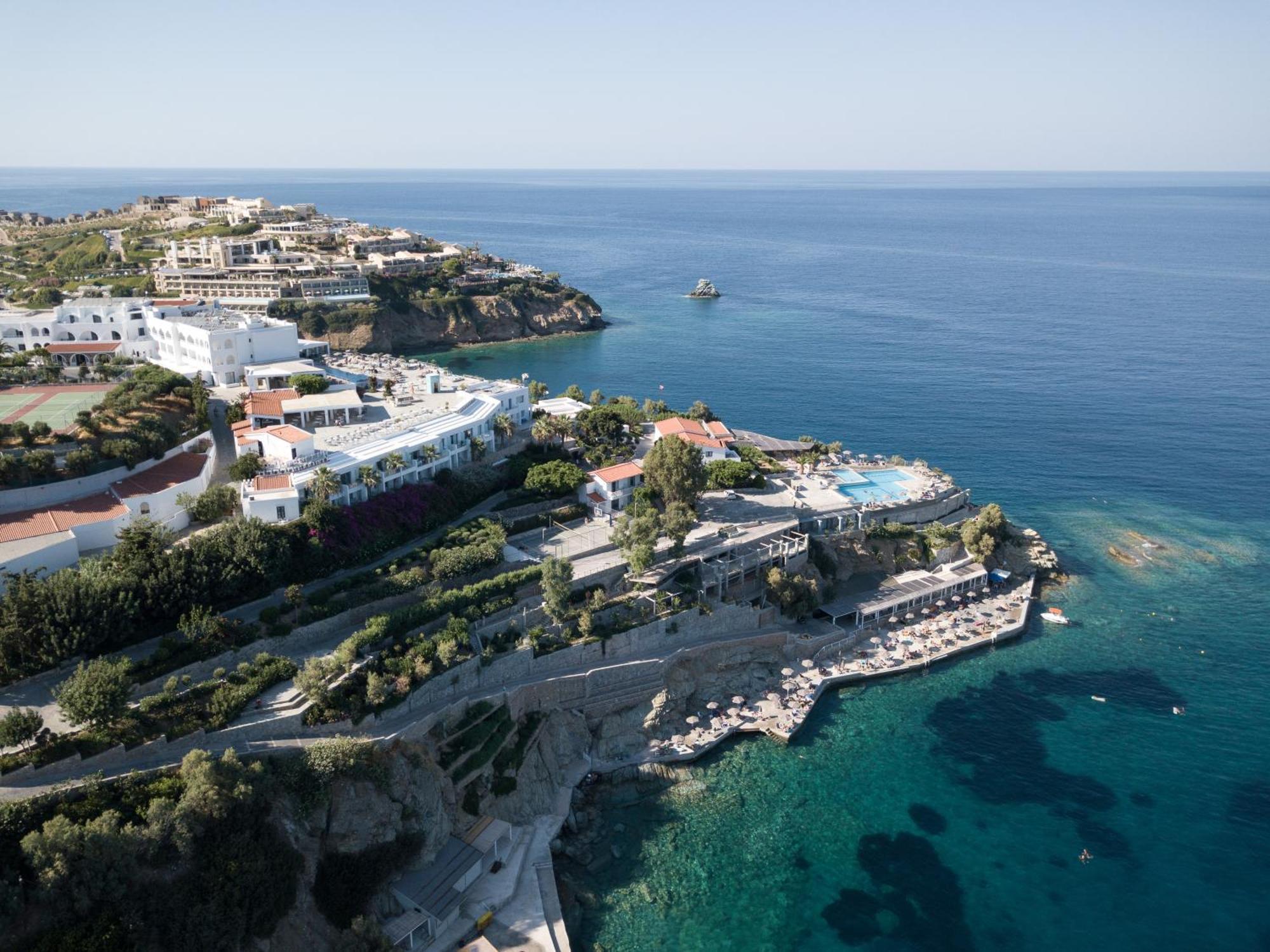 Peninsula Resort & Spa Agia Pelagia Exteriör bild